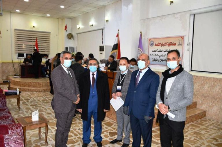 استمرار لجنة الاستقبال بتسجيل الطلبة الجدد