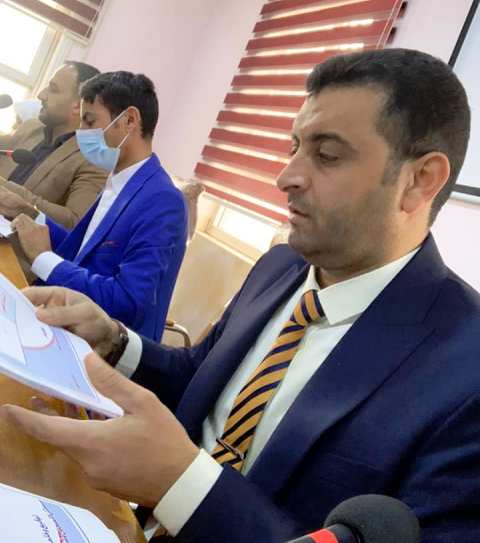 استقبال وتسجيل الطلبة الجدد في الكلية