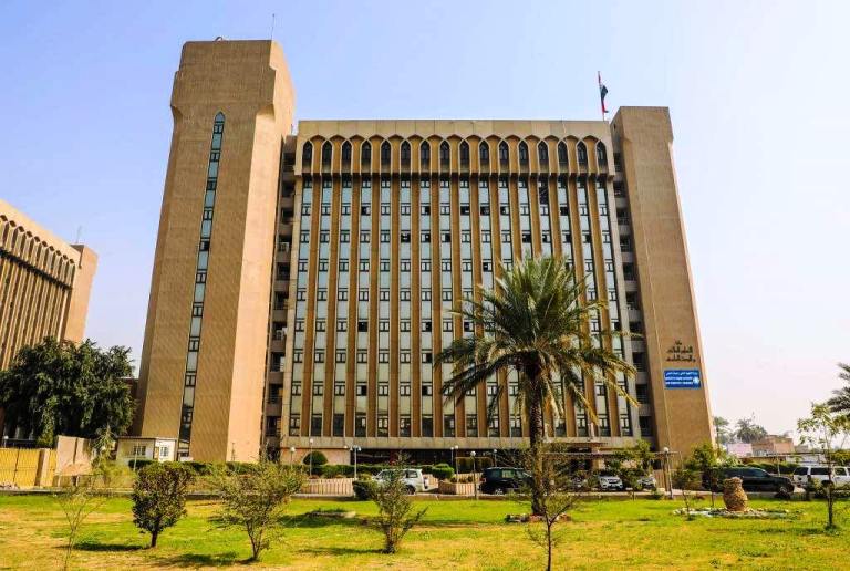 التعليم تطالب رئيس الجمهورية بعدم المصادقة على قانون أسس تعادل الشهادات